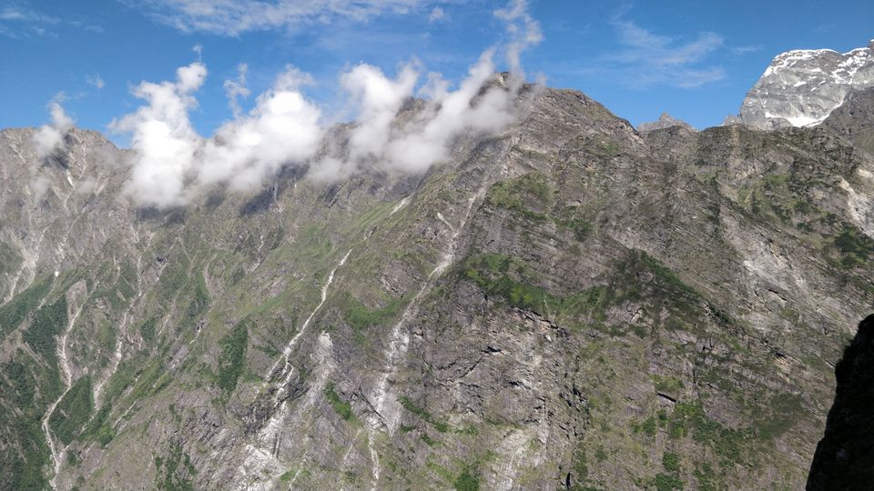Photo of Trip to heaven..GURDWARA HEMKUNT SAHIB,Uttrakhand. by Prabh Arora