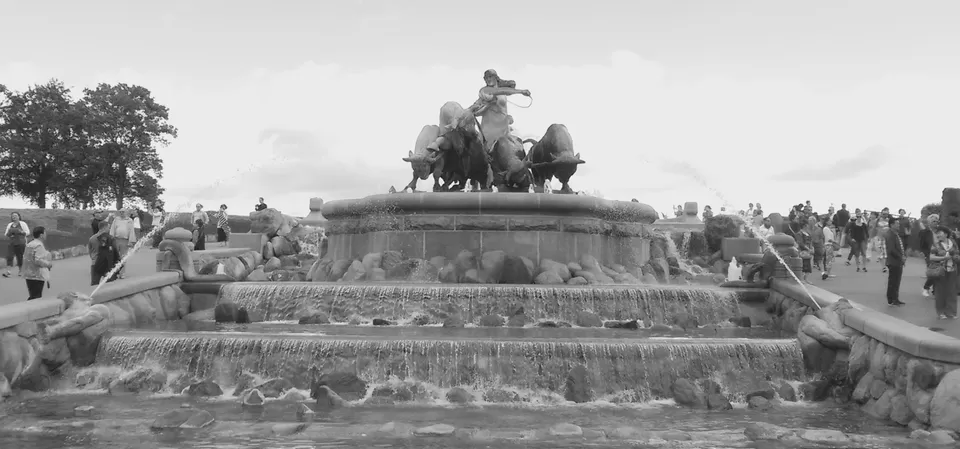 Photo of Gefion Fountain, Denmark by Eve Ha