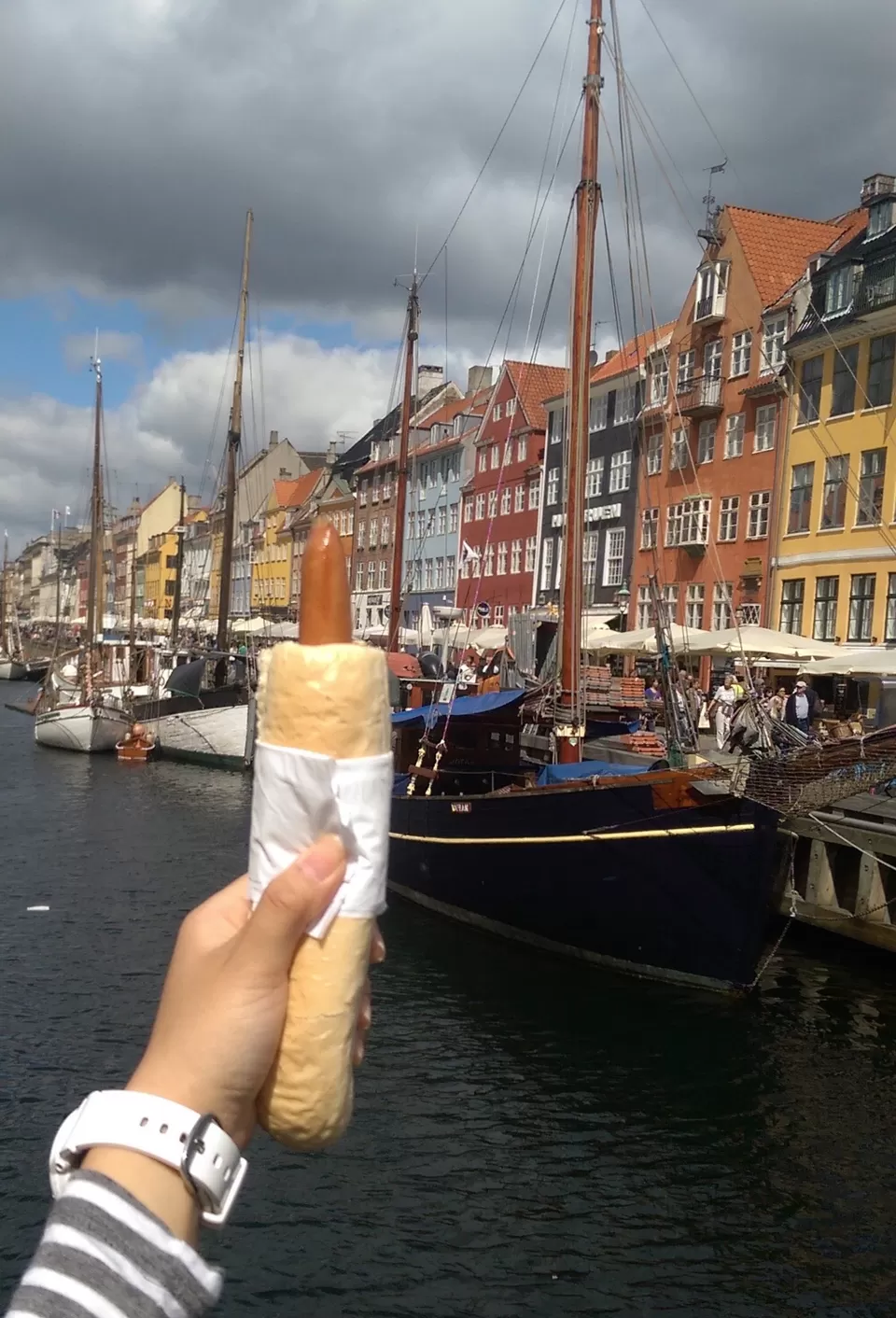 Photo of Nyhavn Harbour, Nyhavn, Copenhagen, Denmark by Eve Ha