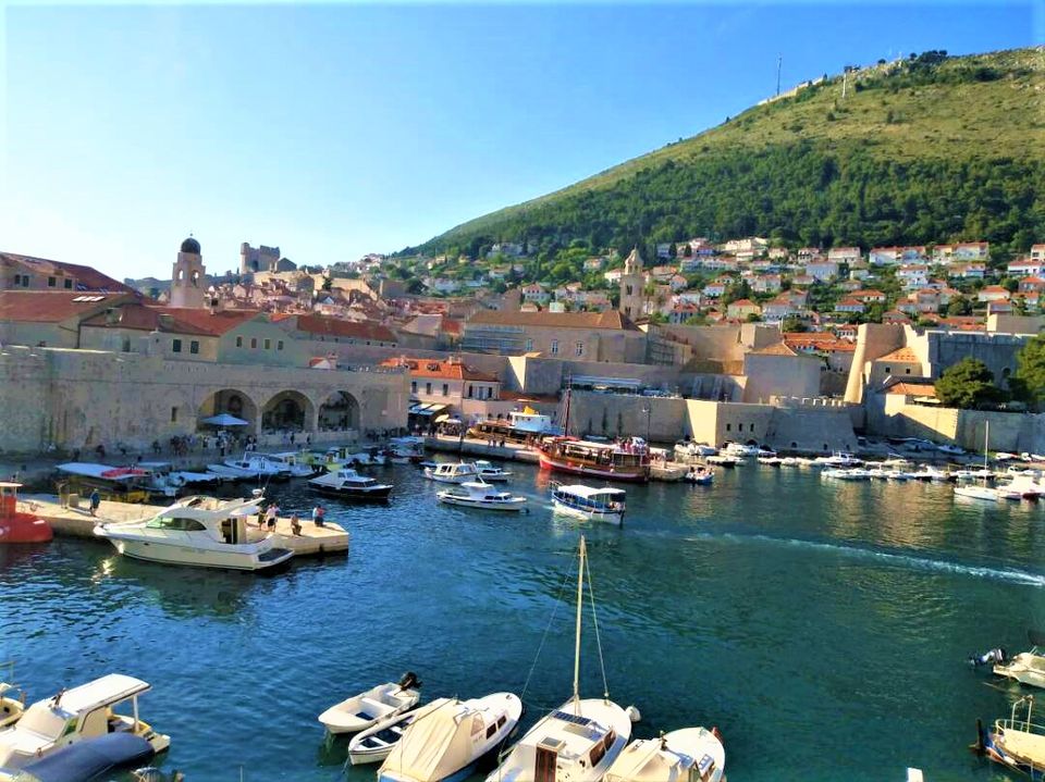 Photo of Walking The City Walls of Dubrovnik’s Old Town 2/6 by The Explorer