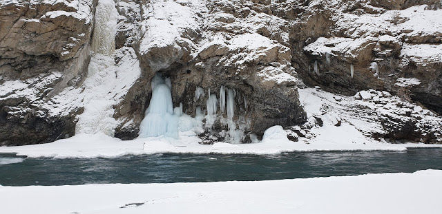 Photo of Most challenging trek in India: The Ice Walk trek also called as the THE CHADAR TREK by Ayushi Jain