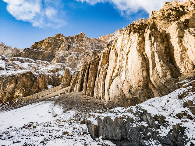 Photo of Most challenging trek in India: The Ice Walk trek also called as the THE CHADAR TREK by Ayushi Jain