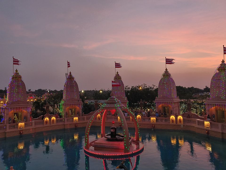Photo of Short Getaway to Swaminarayan Temple at Poicha by Ashish Gupta