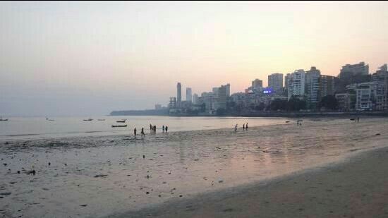 Photo of Girgaum Chowpatty, Girgaon, Mumbai, Maharashtra, India by Arzoo Shaikh