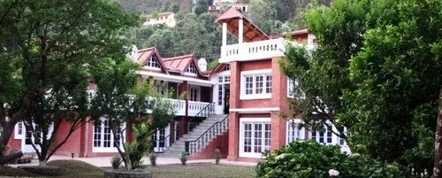 Photo of Bhowali, Sukha, Uttarakhand, India by Sumana Srivastava