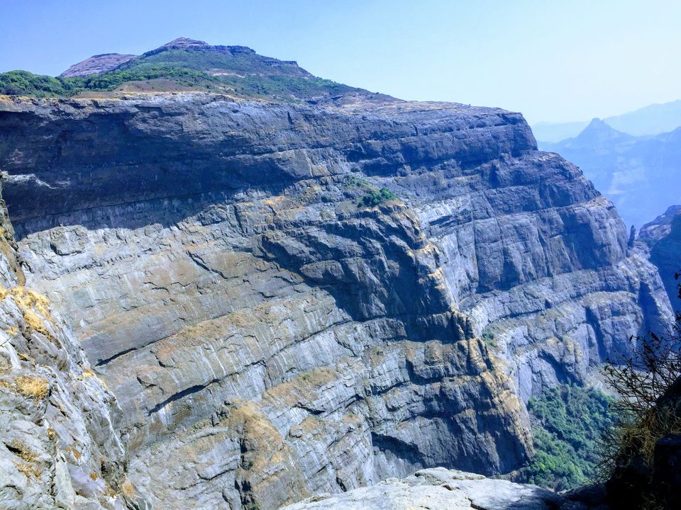 Photo of Fabulous Konkankada (Harishchandragad) - Most loved & Fame Cliff in Sahaydri region. 4/7 by Gaurav Gawankar