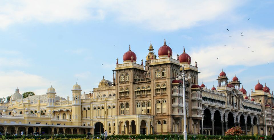 Photo of Mysuru, Karnataka, India by Ronit Vardhamane