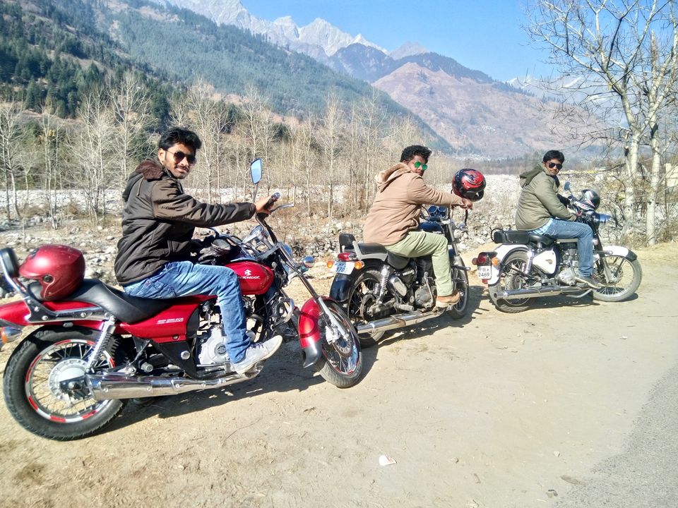 Photo of Manali, Himachal Pradesh, India by Manoj Konduru