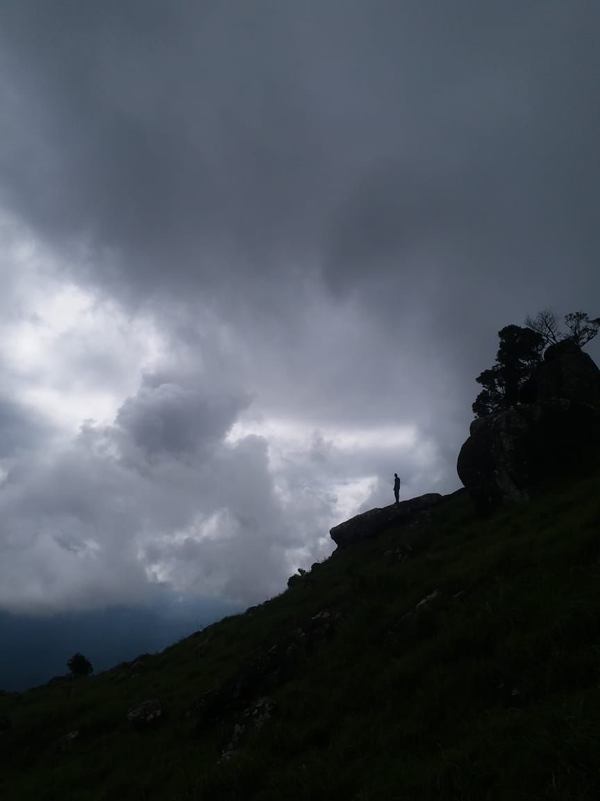 Photo of Enchanting Ponmudi Hills of Kerela by Saivivek Kalivemula