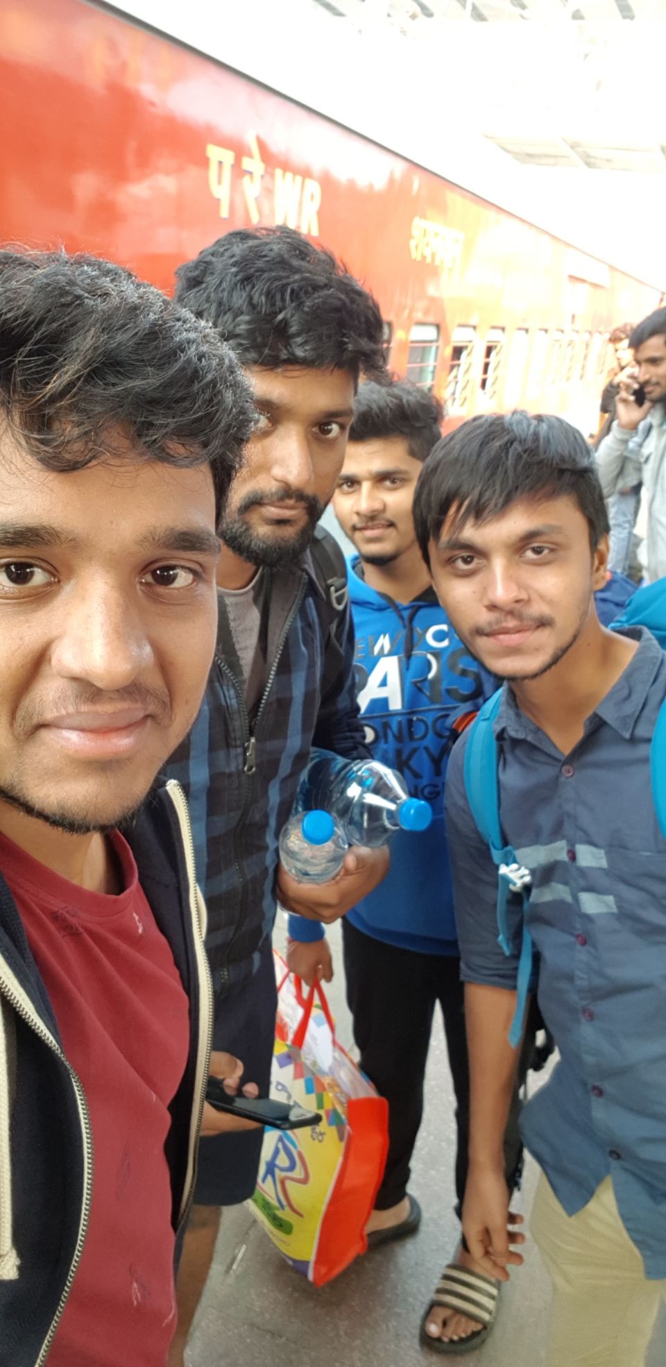 Photo of Hazrat Nizamuddin Railway Station, Block A, Ganga Vihar, Sarai Kale Khan, New Delhi, Delhi, India by Vamshi Krishna