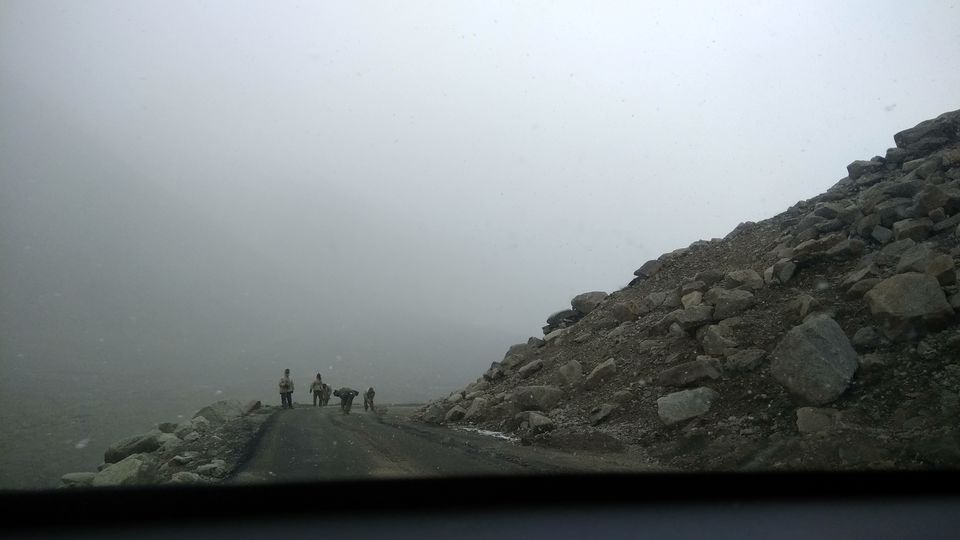 Photo of I travelled to Ladakh for 1 Day and Here's My Experience. by Arnav Gupta