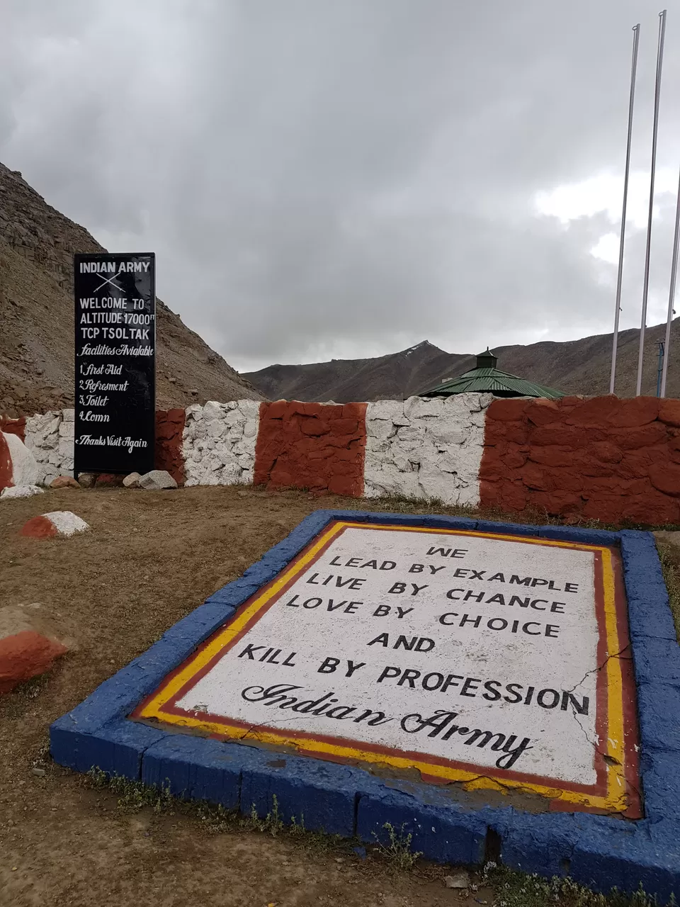 Photo of Changla Pass, Pangong Lake Road by Peripatetic_ss