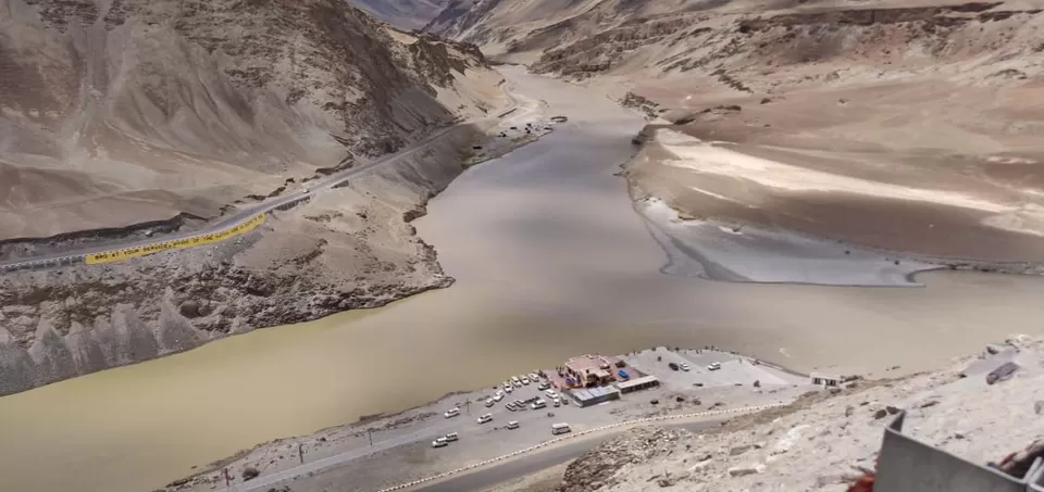 Photo of Confluence of Indus(right)and Zanskar(left) by Peripatetic_ss