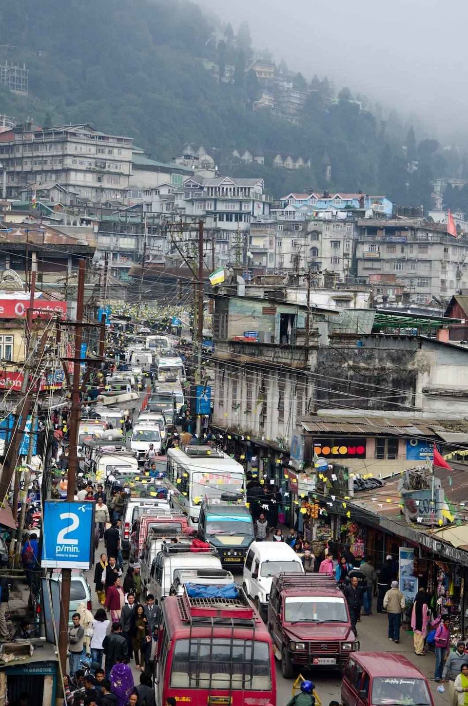 Photo of Darjeeling, West Bengal, India by Kanj Saurav