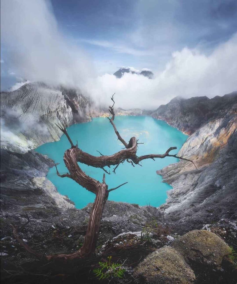 Photo of Ijen, East Java, Indonesia by Rachael Pereira