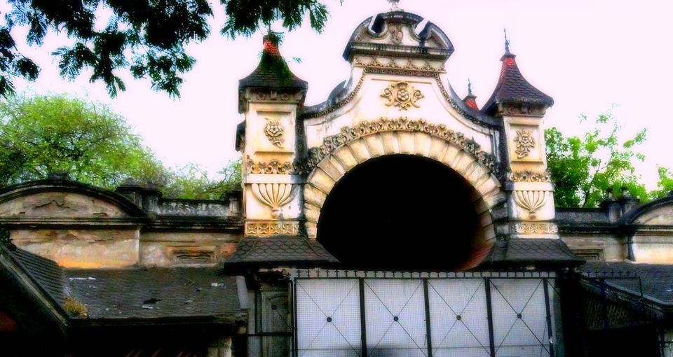 Photo of King Kothi Palace, King Koti Road, King Koti, Hyderguda, Hyderabad, Telangana, India by Anila Kopparapu