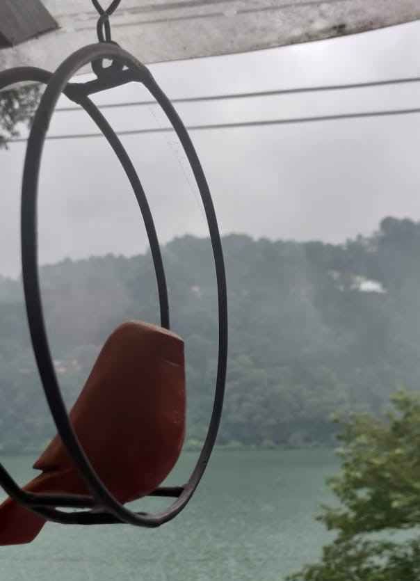 Photo of This Cosy Cafe at the Edge of a Lake, Surrounded by Mountains, Serves the World's Best Hot Chocolate by Namita Mittal
