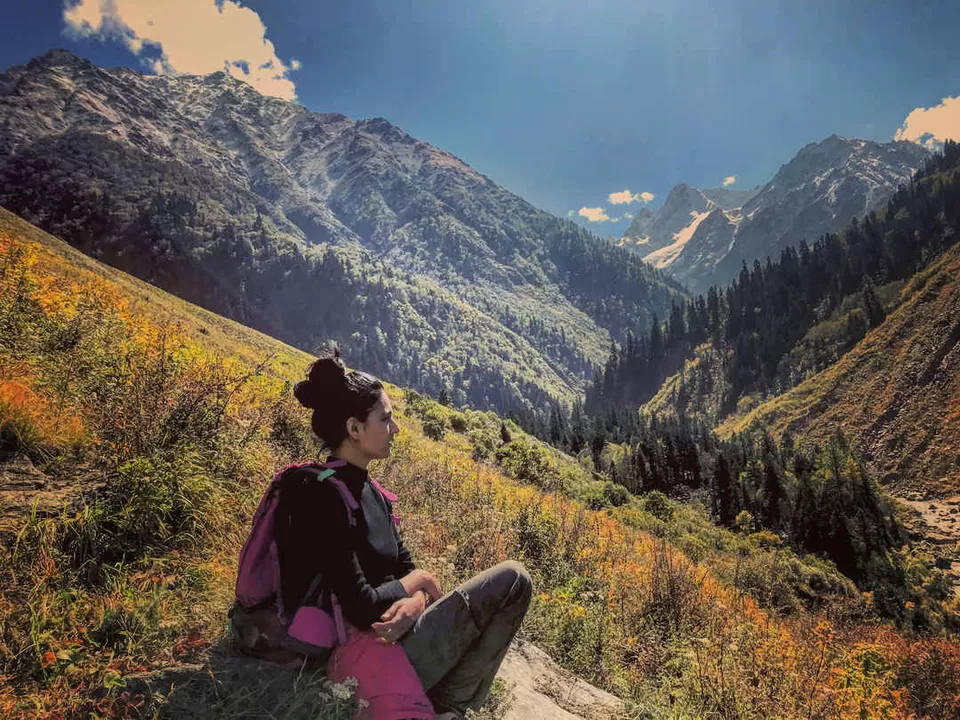 Photo of Great Himalayan National Park, Forest Office Road, Shamshi, Himachal Pradesh, India by Akanksha Siwach. Tales of The Hidden Trails