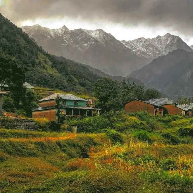 Photo of The Time When I Was Happily Stranded in This Heaven in Kangra Valley Called Kareri by Akanksha Siwach. Tales of The Hidden Trails