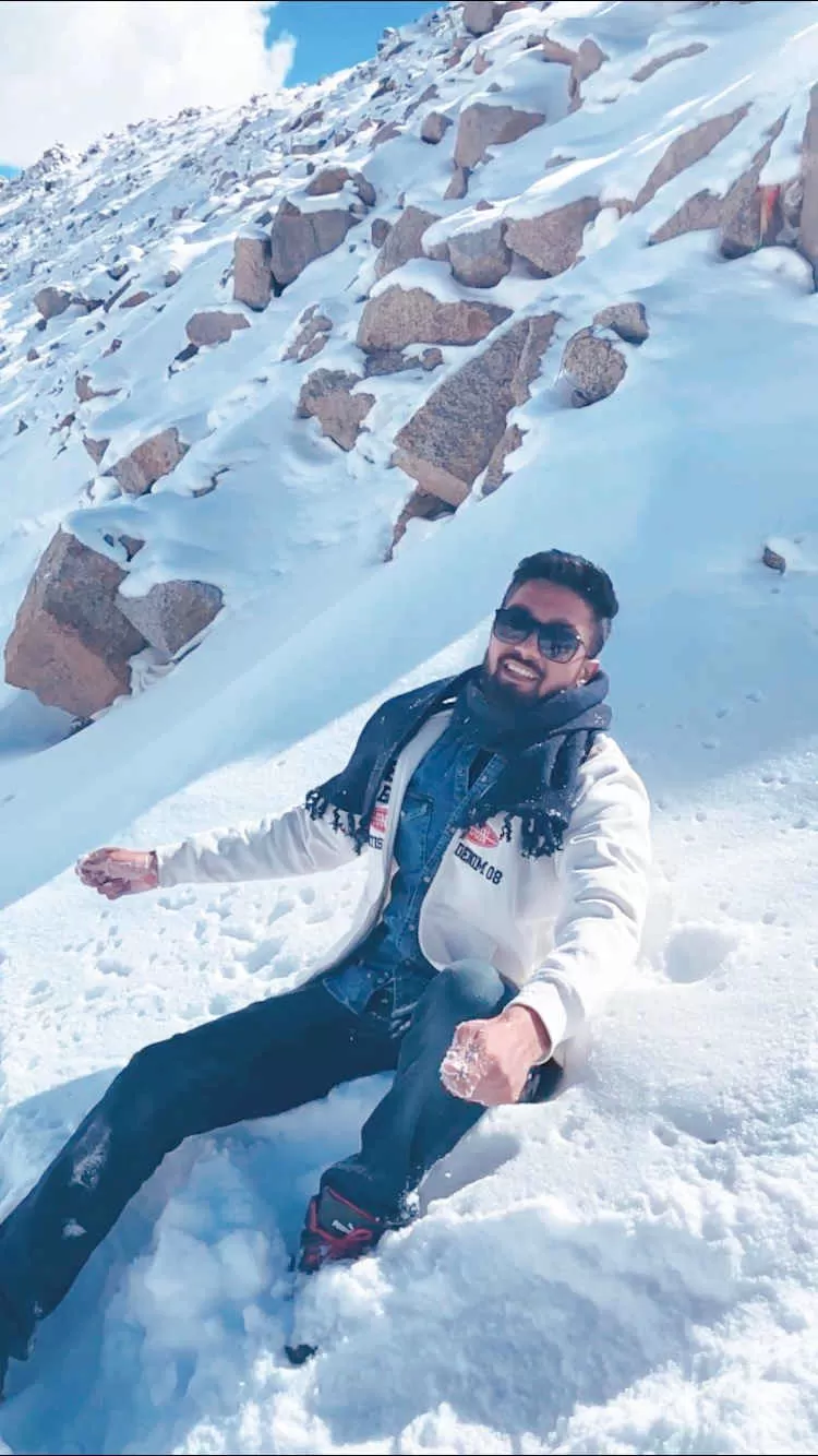 Photo of Khardungla Pass, Khardung La Road, Leh by Anuj Khandelwal