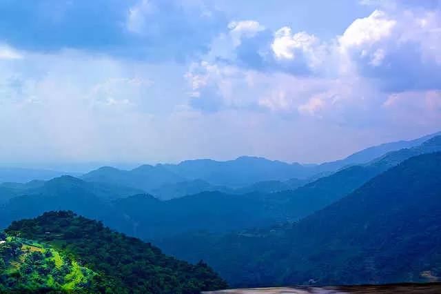 Photo of Mussoorie, Uttarakhand, India by Gunjan Upreti