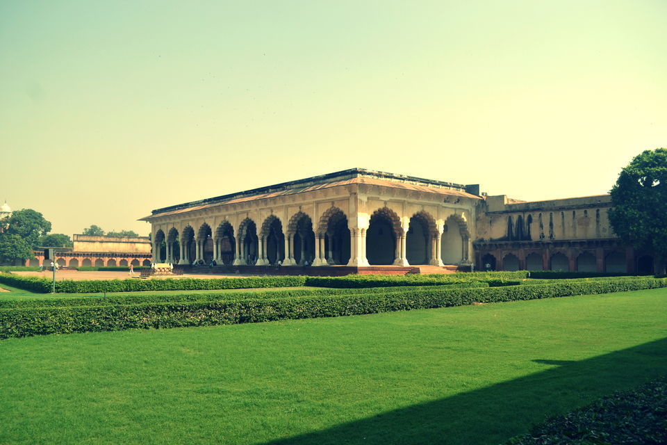 Photo of आगरा गए और सिर्फ ताज महल देखकर लौट आए? अपनी अगली यात्रा पर इन जगहों को देखना ना भूलें! by सिद्धार्थ सोनी Siddharth Soni