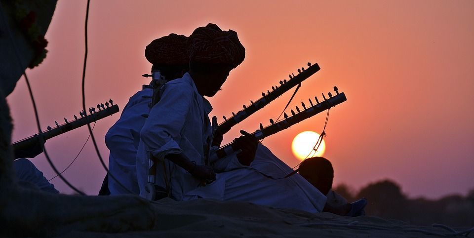 Photo of घरवालों को है घूमाना, तो यहाँ ले जाना: वो जगहें जहाँ अध्यात्म भी है और मस्ती भी by सिद्धार्थ सोनी Siddharth Soni