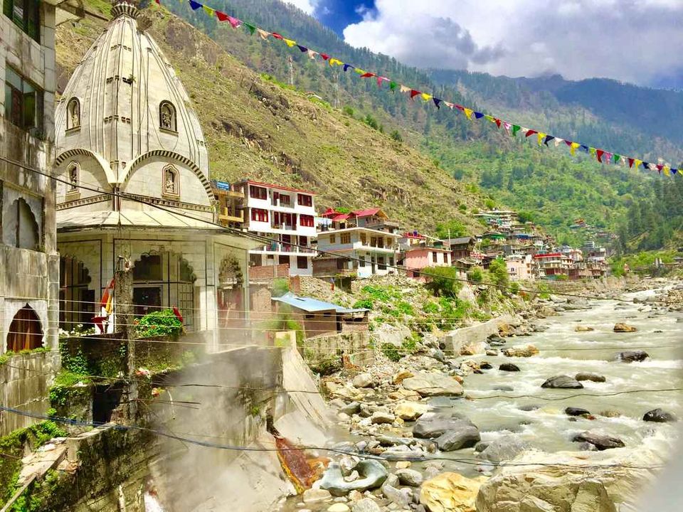 Photo of पार्वती घाटी: सैलानियों की इस पसंदीदा जगह में छिपी हैं कई कहानियाँ by Aastha Raj