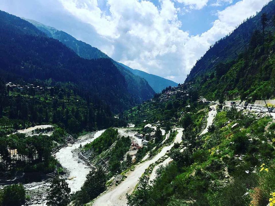 Photo of पार्वती घाटी: सैलानियों की इस पसंदीदा जगह में छिपी हैं कई कहानियाँ by Aastha Raj