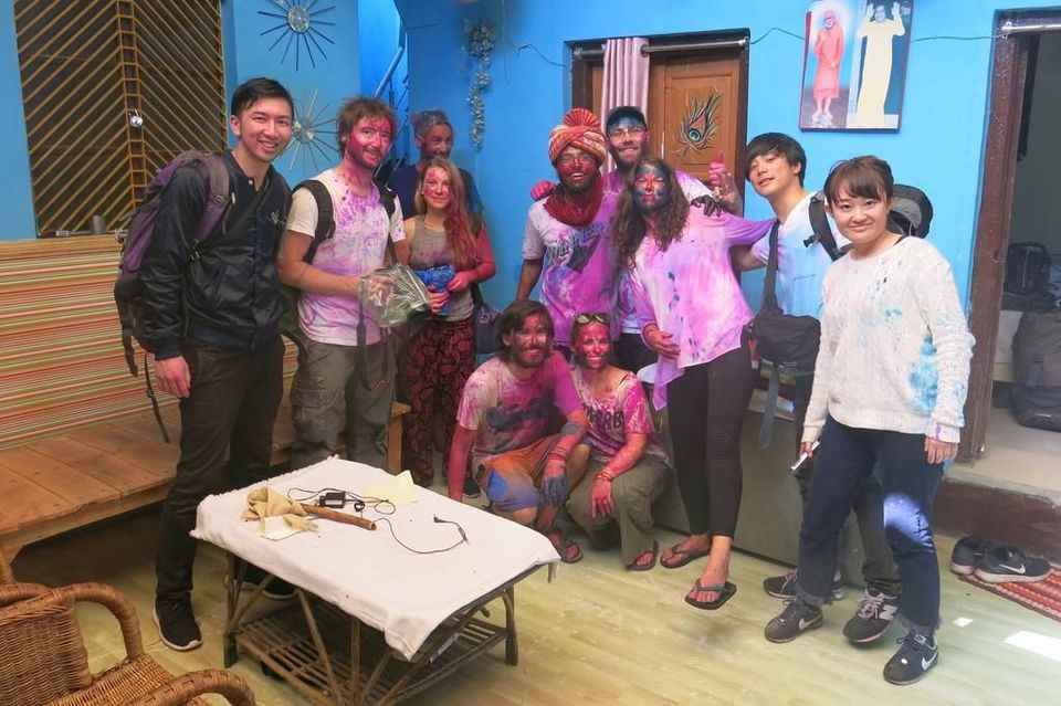 Photo of वाराणसी के सबसे सस्ते हॉस्टल, किराया ₹149 से शुरू by किस्से कहानी वाला