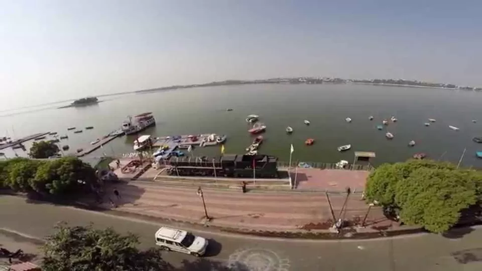 Photo of अपर लेक व्यू पॉइंट, Upper Lake Area, Bhopal, Madhya Pradesh, India by Aastha Raj
