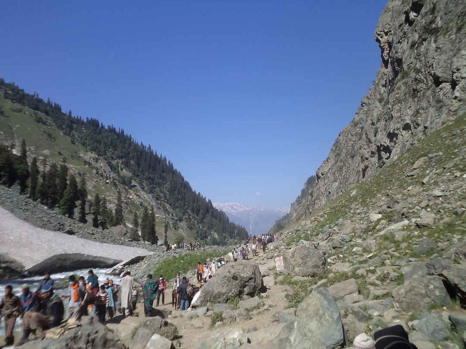 Photo of असली भारत को जानना है तो करो यहाँ के गाँव का सफर by लफंगा परिंदा
