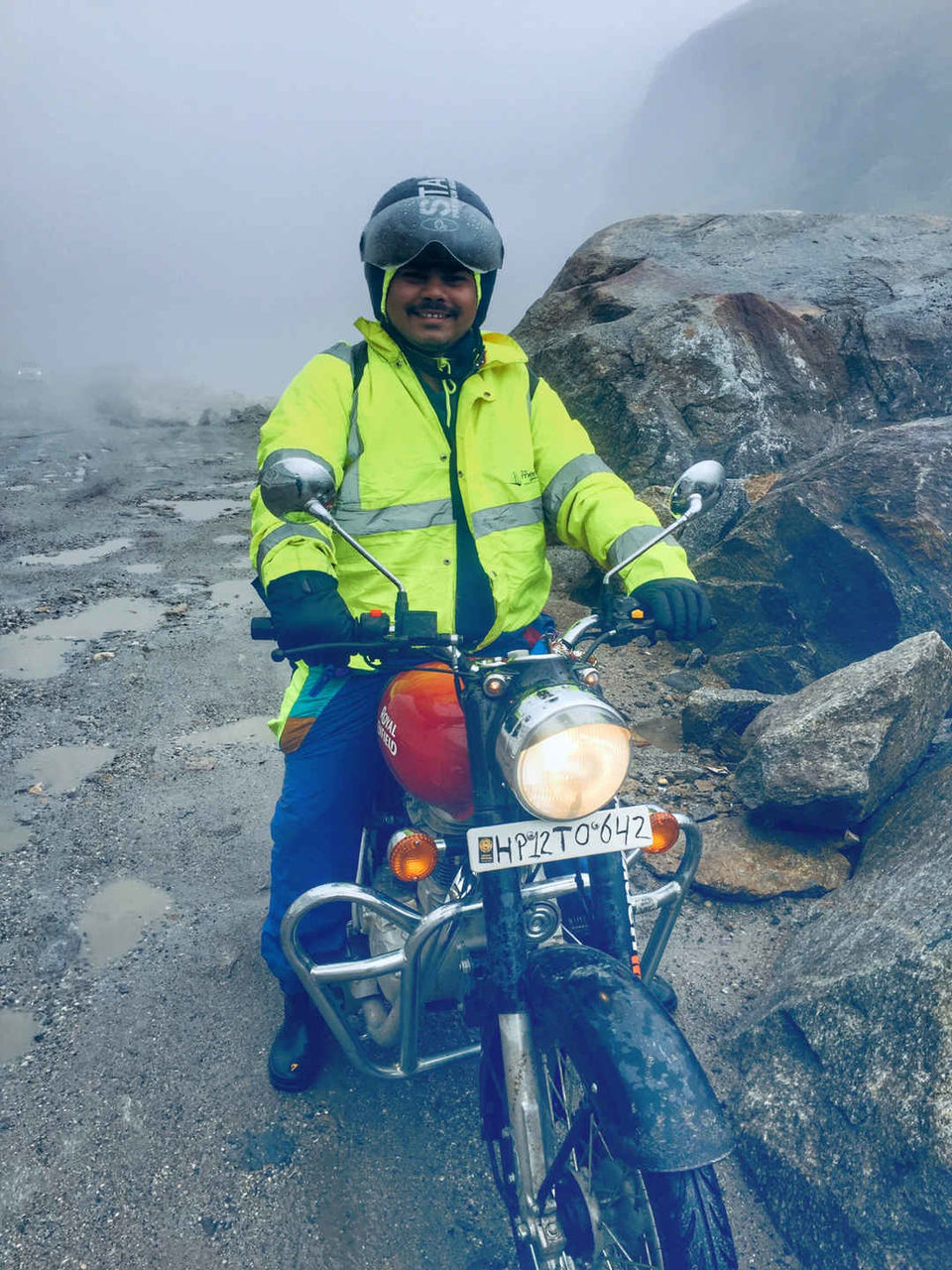 Photo of हिमाचल प्रदेश-अनन्त बर्फ की चोटियों की भूमि #MonsoonYatra by Vivek Khade