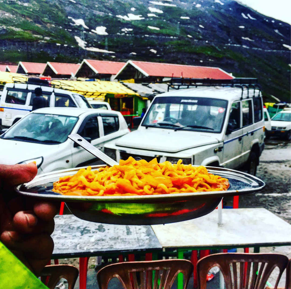 Photo of हिमाचल प्रदेश-अनन्त बर्फ की चोटियों की भूमि #MonsoonYatra by Vivek Khade