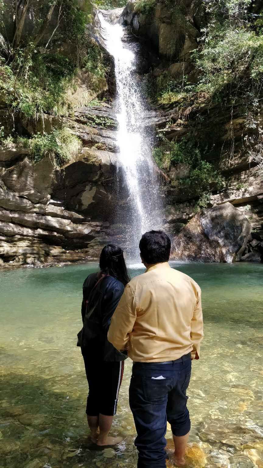 Photo of दोस्तों को छोड़, परिवार के साथ की रोड ट्रिप: एक अनोखा यादगार सफर by Shivani Rawat