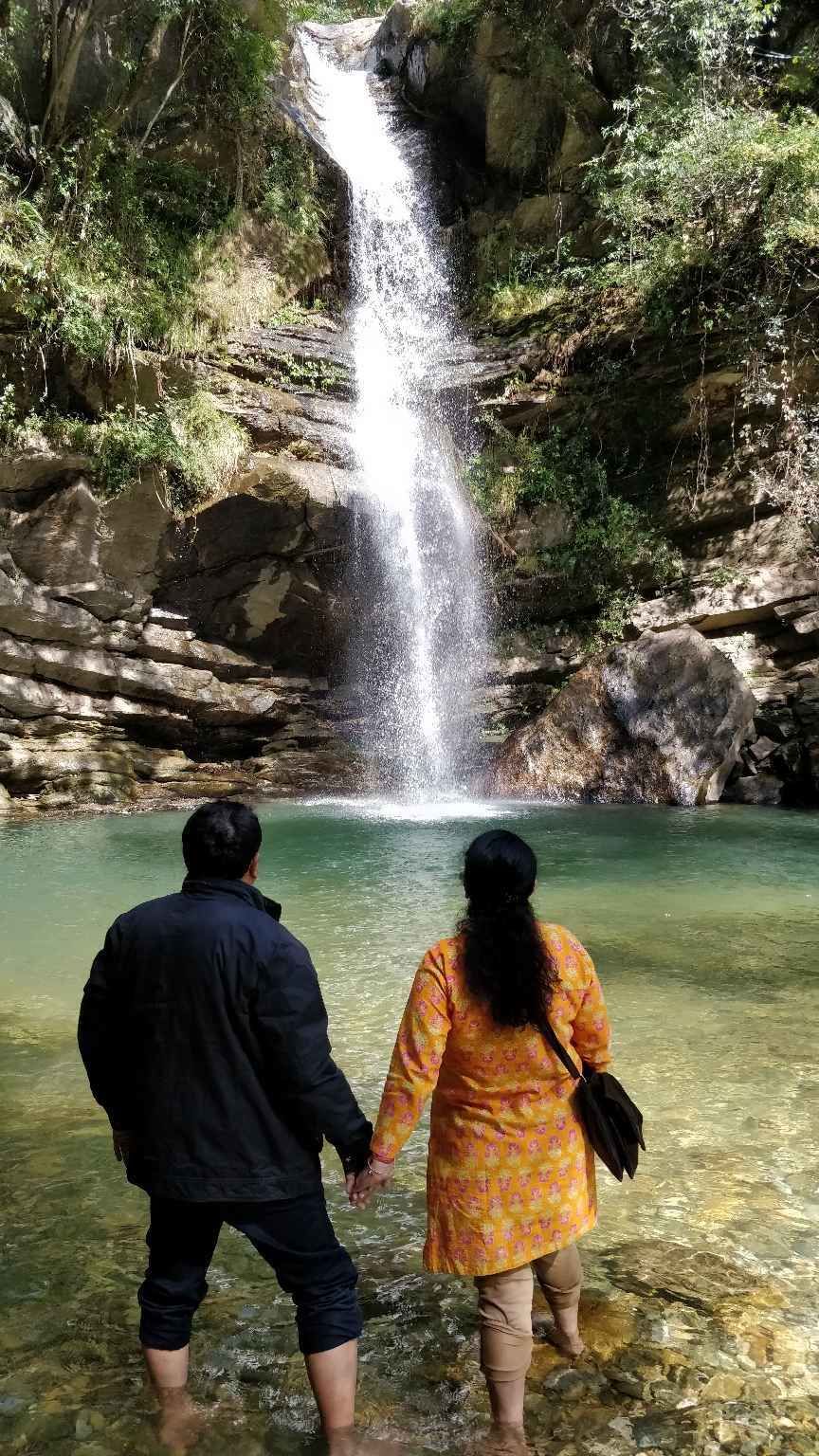 Photo of दोस्तों को छोड़, परिवार के साथ की रोड ट्रिप: एक अनोखा यादगार सफर by Shivani Rawat