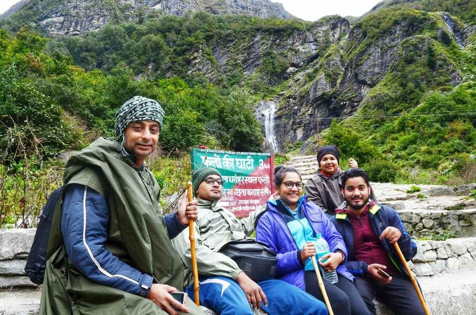 Photo of फूलों की घाटी: दूर तलक रंग बिरंगे फूल, जैसे प्रकृति ने खुद अपने हाथों से इन्हें क्यारीबद्ध किया हो by Chandra Prakash Pandey