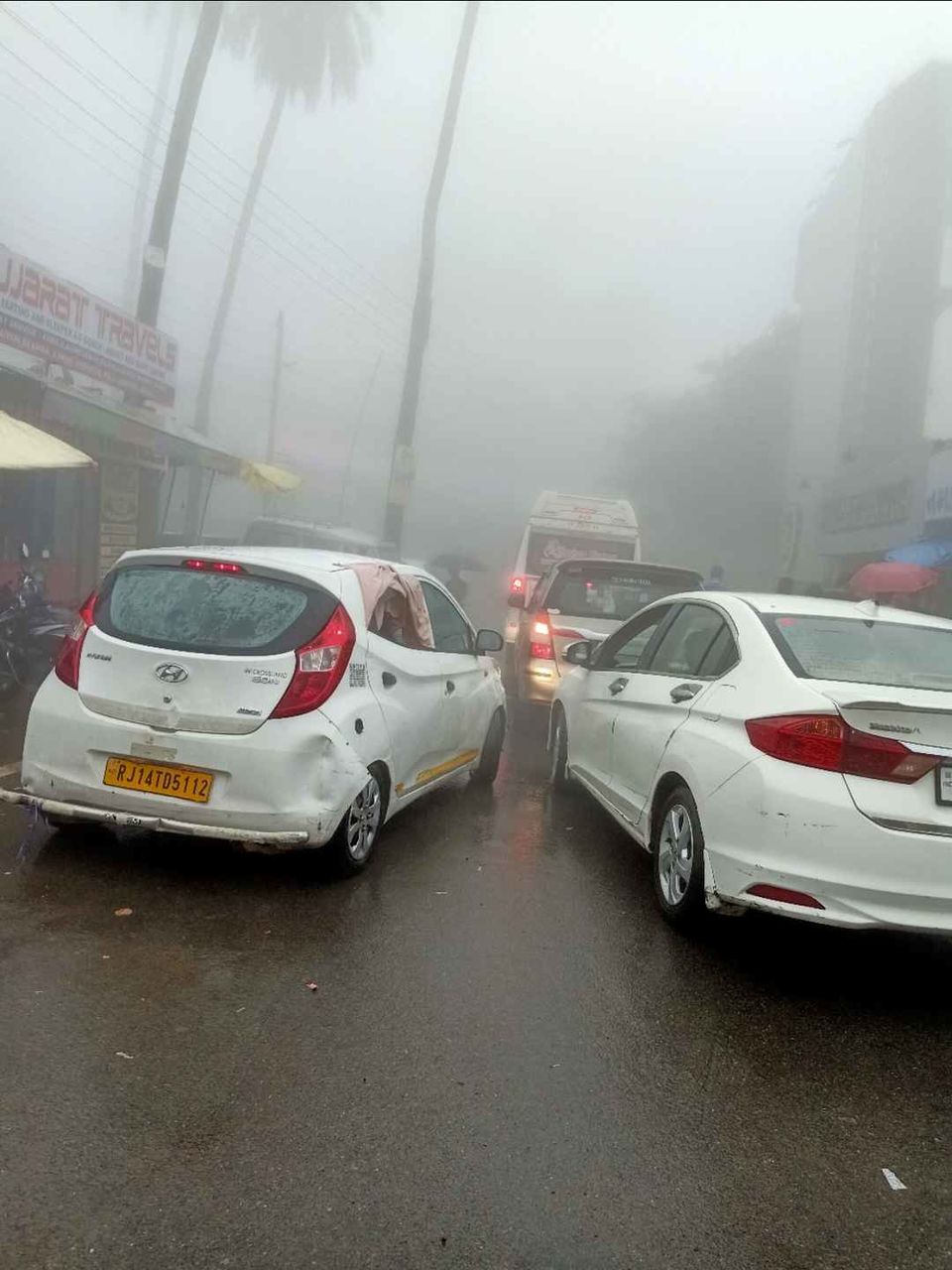 Photo of वादियों में खो जाने को दिल करता है । ( माउन्ट आबू ) by Praveen Gupta (pk)