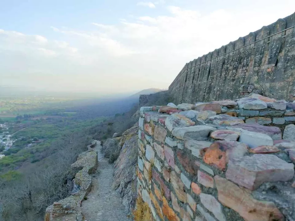 Photo of राम पोल, Chittorgarh Fort Village, Chittorgarh, Rajasthan, India by mayur sharma