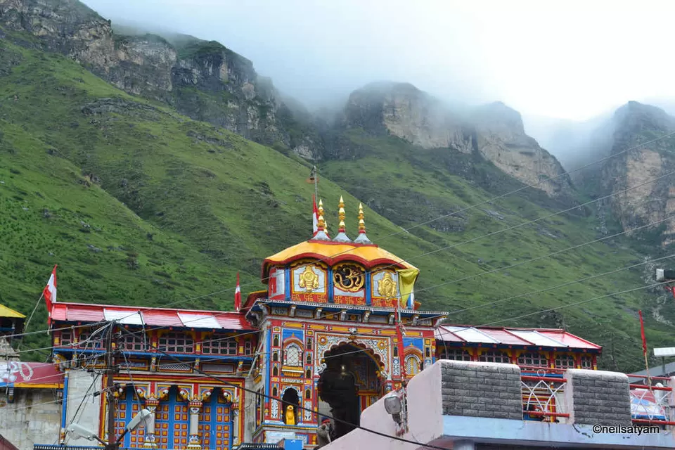 Photo of बद्रीनाथ मंदिर, Badri to Mata Murti Road, Badrinath, Uttarakhand, India by Manglam Bhaarat