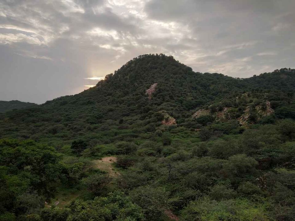 Photo of राजस्थान के गोरम घाट में जाकर जिया चल छैया छैया वाला मोमेंट by Saransh Ramavat