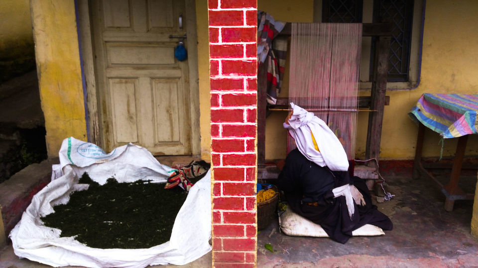 Photo of माना, भारत का आखिरी गाँव जहाँ दैवीय शक्ति हर द्वार पर मिलती है by Disha Kapkoti