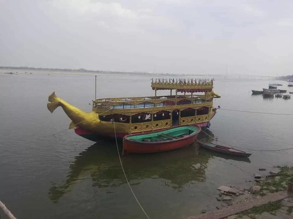 Photo of वाराणसी, Uttar Pradesh, India by Kapil Kumar