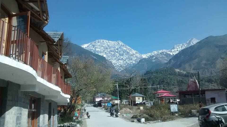 Photo of मैं शहर छोड़कर हिमाचल के गाँव में जा बसा और ये मेरी ज़िंदगी का सबसे सुंदर सफर बन गया! by सिद्धार्थ सोनी Siddharth Soni