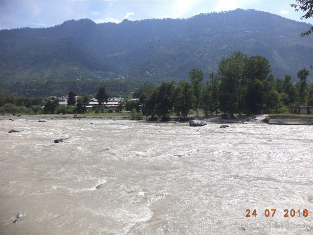Photo of मिशन लद्दाख-3: मनाली में बाइक का परमिट (Mission Ladakh: Obtaining Bike Permit in Manali) - Travel Wi by RD Prajapati