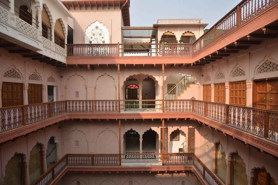 Photo of चाँदनी चौक की 200 साल पुरानी ये हवेली दिल्ली का सबसे सुंदर बुटीक होटल है! by Manglam Bhaarat