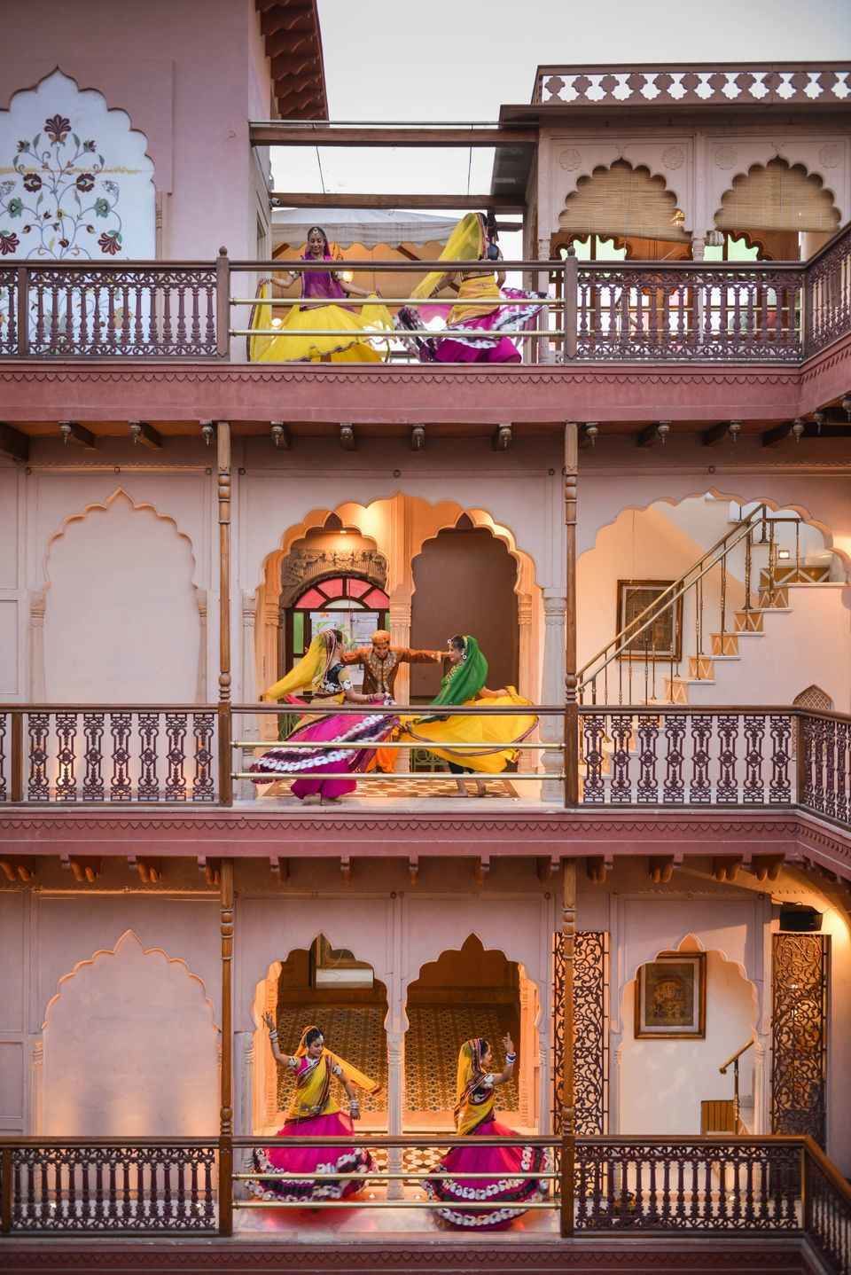 Photo of चाँदनी चौक की 200 साल पुरानी ये हवेली दिल्ली का सबसे सुंदर बुटीक होटल है! by Manglam Bhaarat