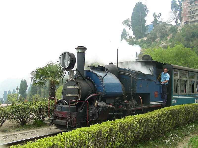 Photo of ऊँचे पहाड़, झील और चाय के बागानों के बीच बना ये होमस्टे सुकून के पल बिताने के लिए बेस्ट है! by Rishabh Dev