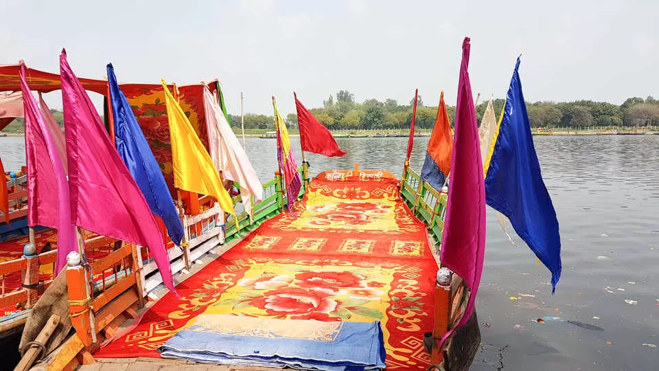 Photo of विश्राम घाट, Anand Nagar, Isapur Banger, Uttar Pradesh, India by Bhawna Sati