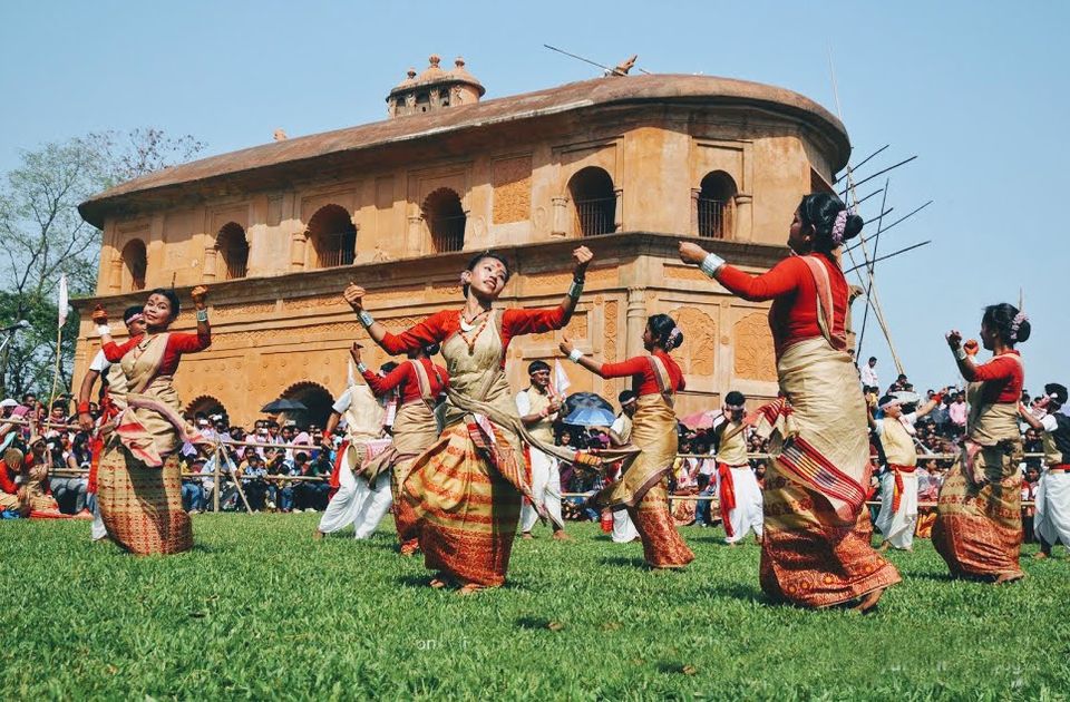Photo of त्योहारों के साथ, अप्रैल में आया नया साल, कहाँ मनाएँ ये हैप्पी न्यू ईयर? by Bhawna Sati